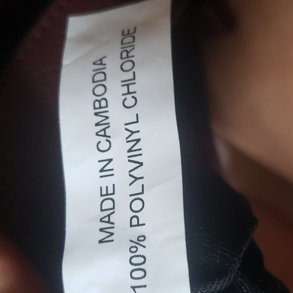 Wine/Burgundy Drawstring Pebbled Leather Bucket Handbag - Picture 7 of 7